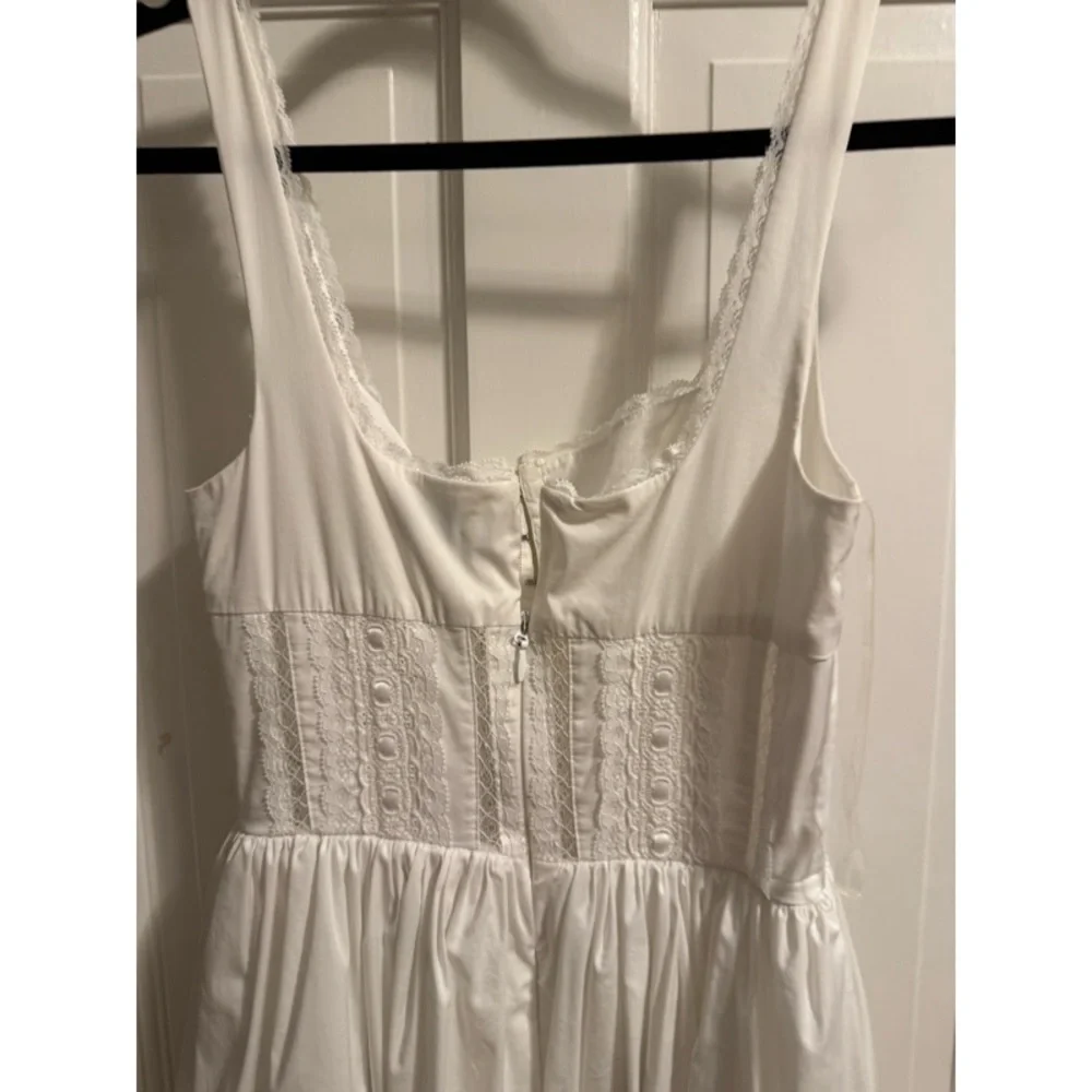 House of CB ‘Perle’ White Lace Trim Midi Dress - Picture 10 of 14